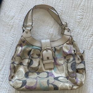 Coach purse - Excellent condition